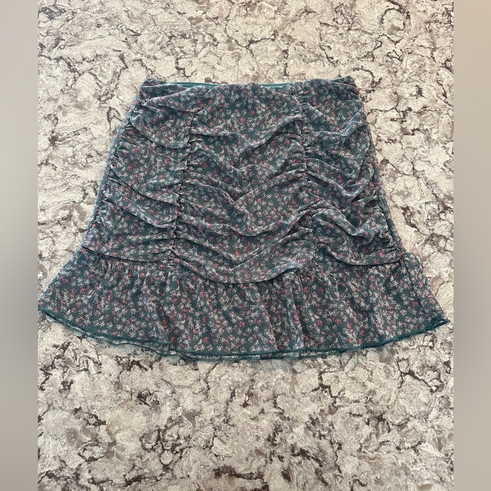 KIRIOUS Los Angeles floral skirt